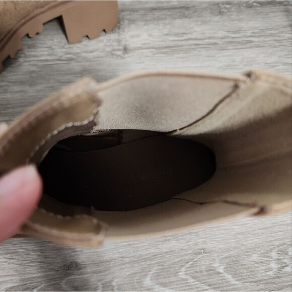 Suede Beige Khaki Chunky Heels Ankle Boots Size 8 NWOT - Picture 4 of 7